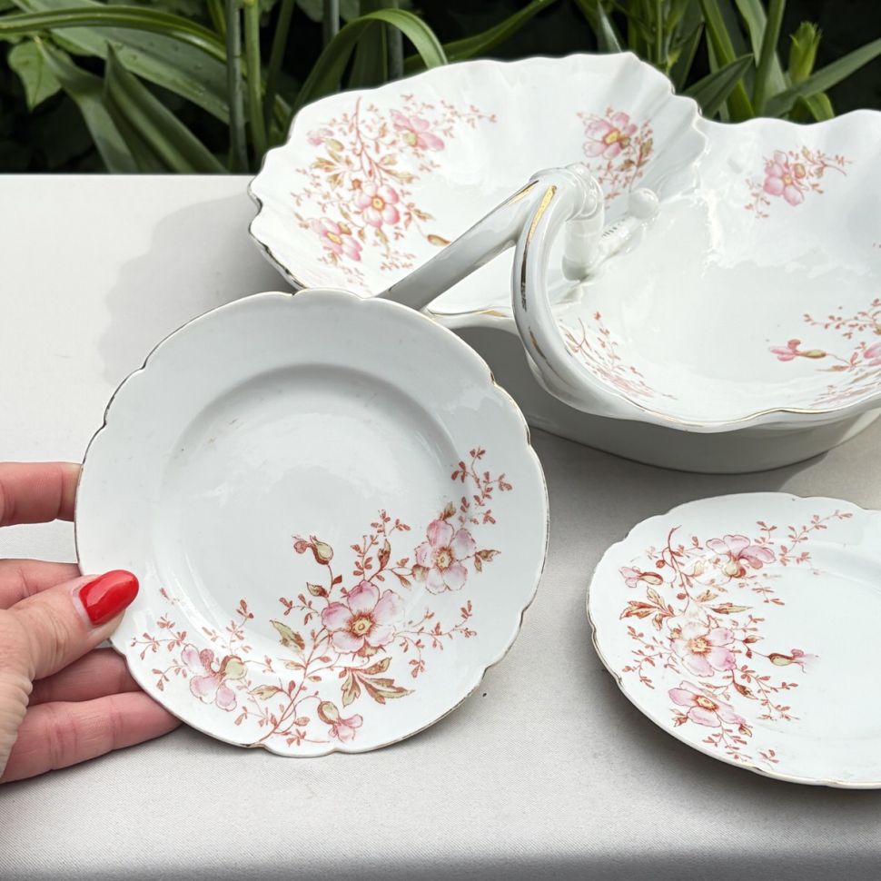 Тарелка пирожковая Limoges Шиповник 14 см фарфор Франция