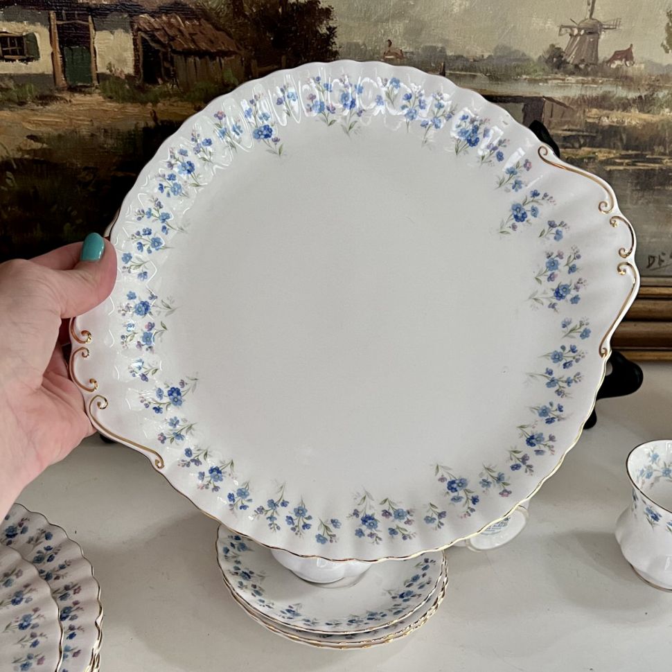 Блюдо 26 см Royal Albert Memory Lane Англия