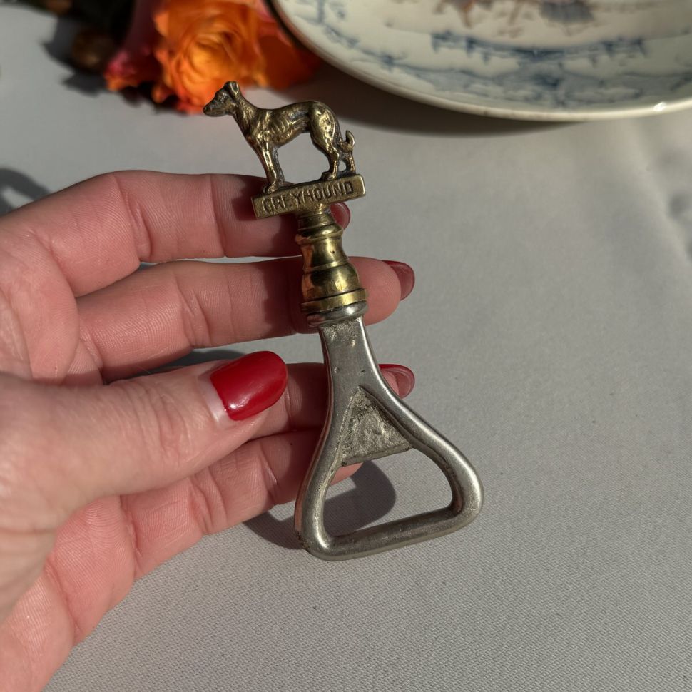 Открывалка Greyhound 10 см латунь сплав