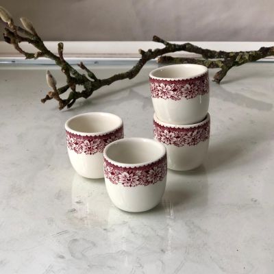 Подставка под яйцо, Англия