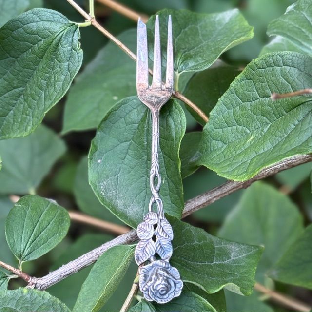 Вилка десертная Хильдесхаймская роза 13 см серебрение 100