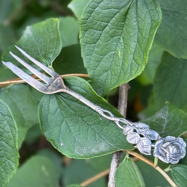 Вилка десертная Хильдесхаймская роза 13 см серебрение 100