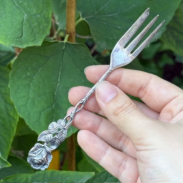 Вилка десертная Хильдесхаймская роза 13 см серебрение 100