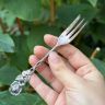 Вилка десертная с розой 14 см серебрение 