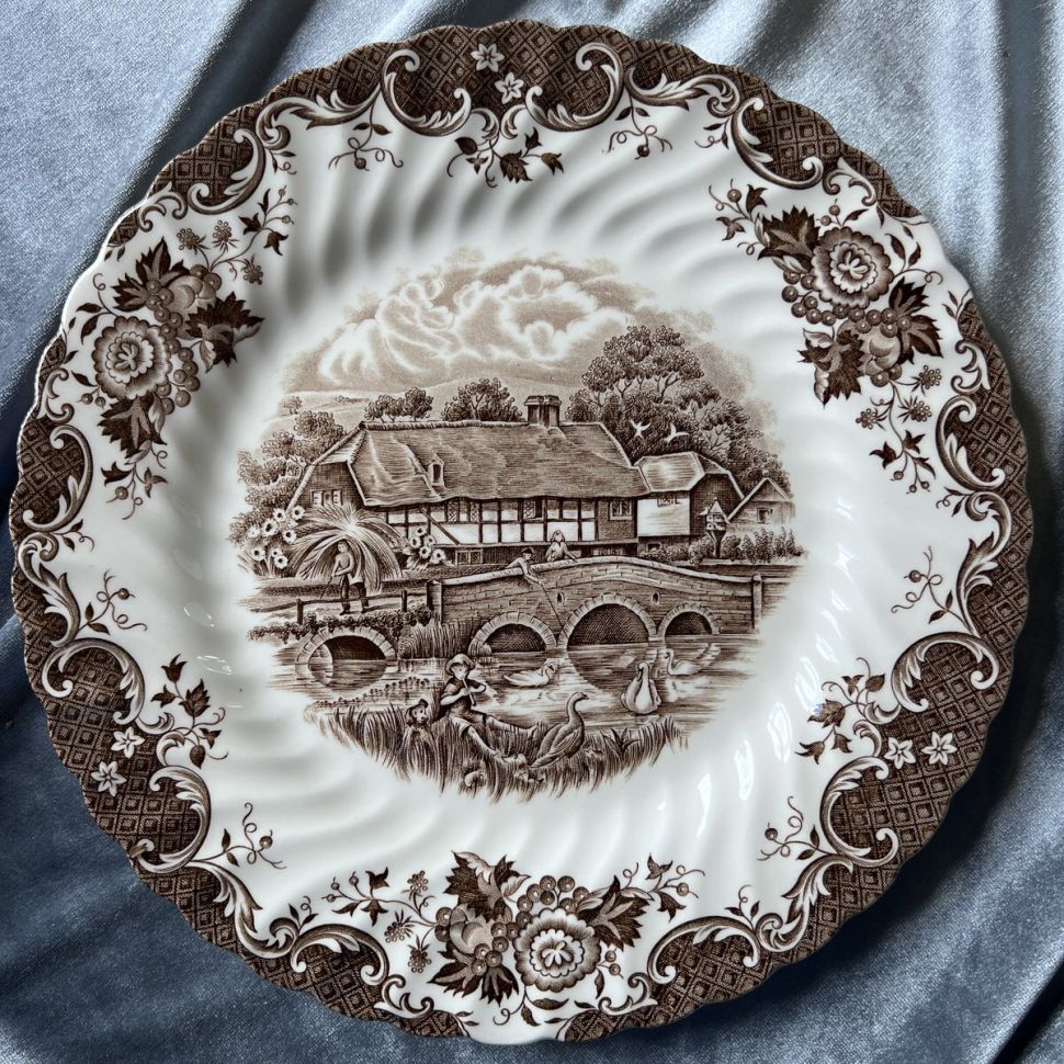 Тарелка Johnson Brothers English Country Life 25 см Англия