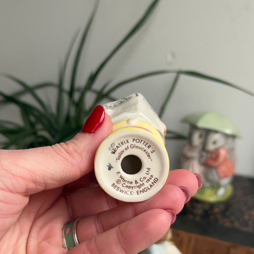 Статуэтка Beatrix Potter Tailor of Gloucester Англия