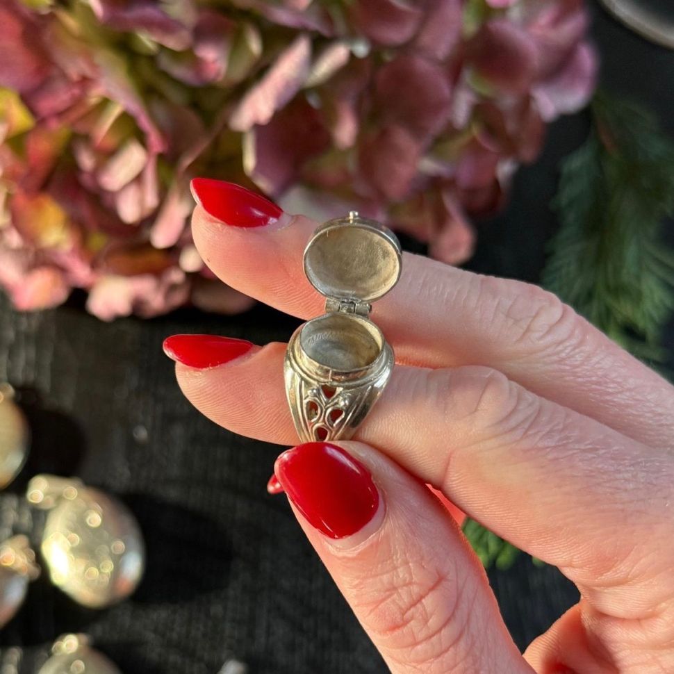 Кольцо локет перстень для яда серебро