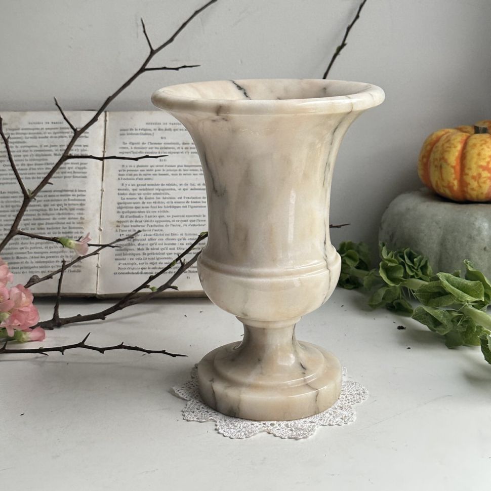 Ваза 20 см мрамор