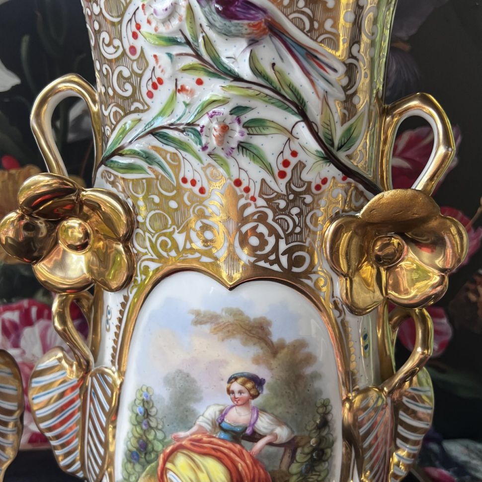 Ваза парная Дама 40 см фарфор Арнуво Франция 1880 г.