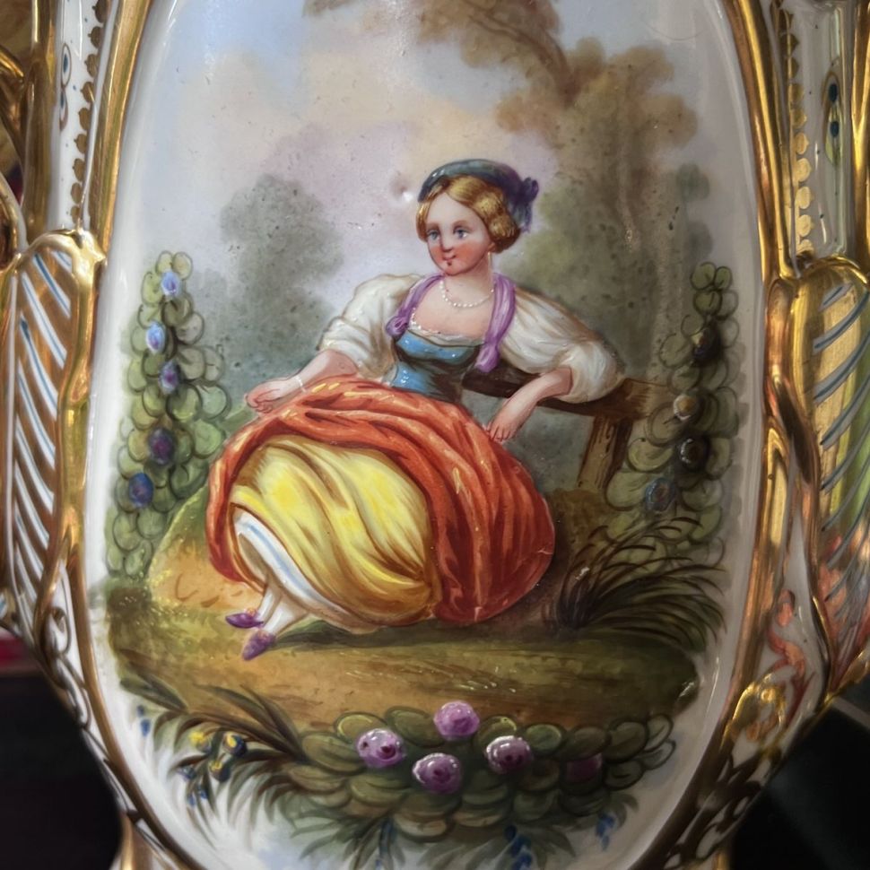 Ваза парная Дама 40 см фарфор Арнуво Франция 1880 г.