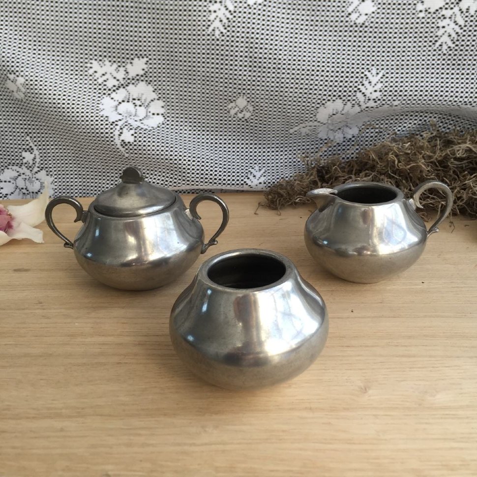 Сахарница, молочник, вазочка, Набор из трех предметов олово