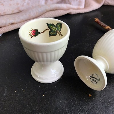 Подставка для яйца Wedgwood Moss Rose