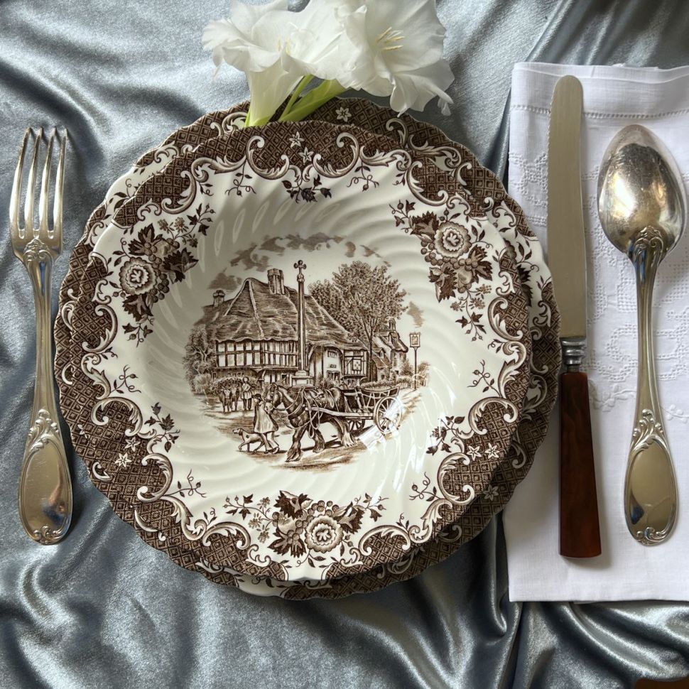 Тарелка глубокая Johnson Brothers English Country Life 22 см Англия