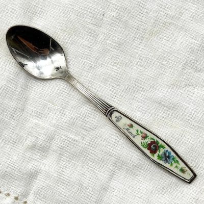 Ложка кофейная Royal Albert 12 месяцев Март 12 см Англия