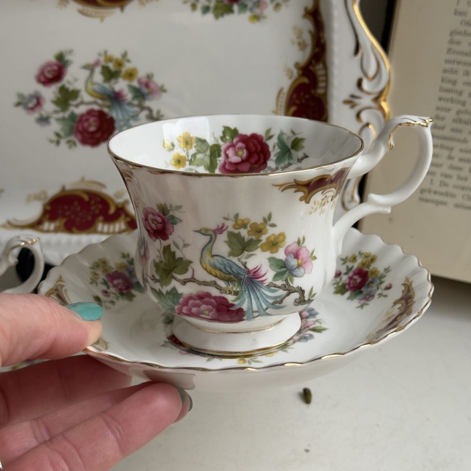 Чайная пара Royal Albert Chatelaine 200 мл Англия