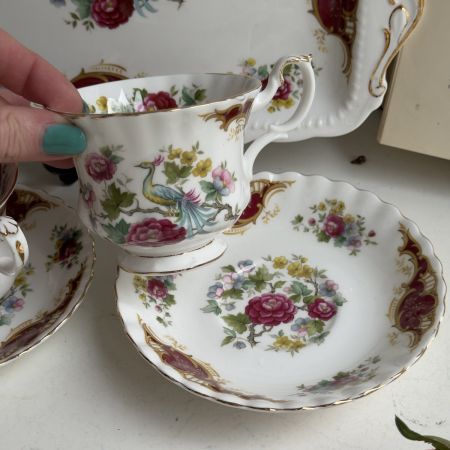Чайная пара Royal Albert Chatelaine 200 мл Англия