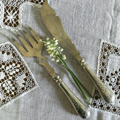 Вила и нож для рыбы Ercuis 31 см серебрение Арнуво Франция