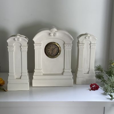 Часы и 2 вазы ВиллеройБох 1874-1909, каминная тройка