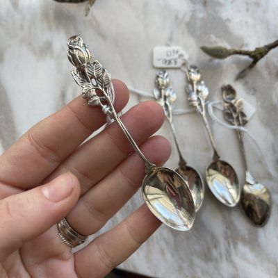 Ложка кофейная Роза 10 см серебро