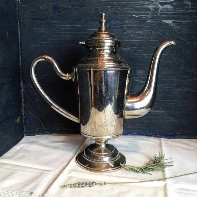 Кофейник чайник с крышкой и костяным кольцом