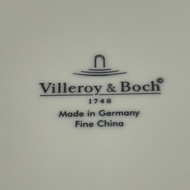 Тарелка квадратная ВиллеройБох 22 см фарфор Германия