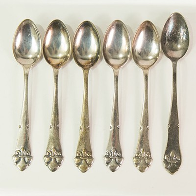 Чайная ложка с вензелями мельхиор