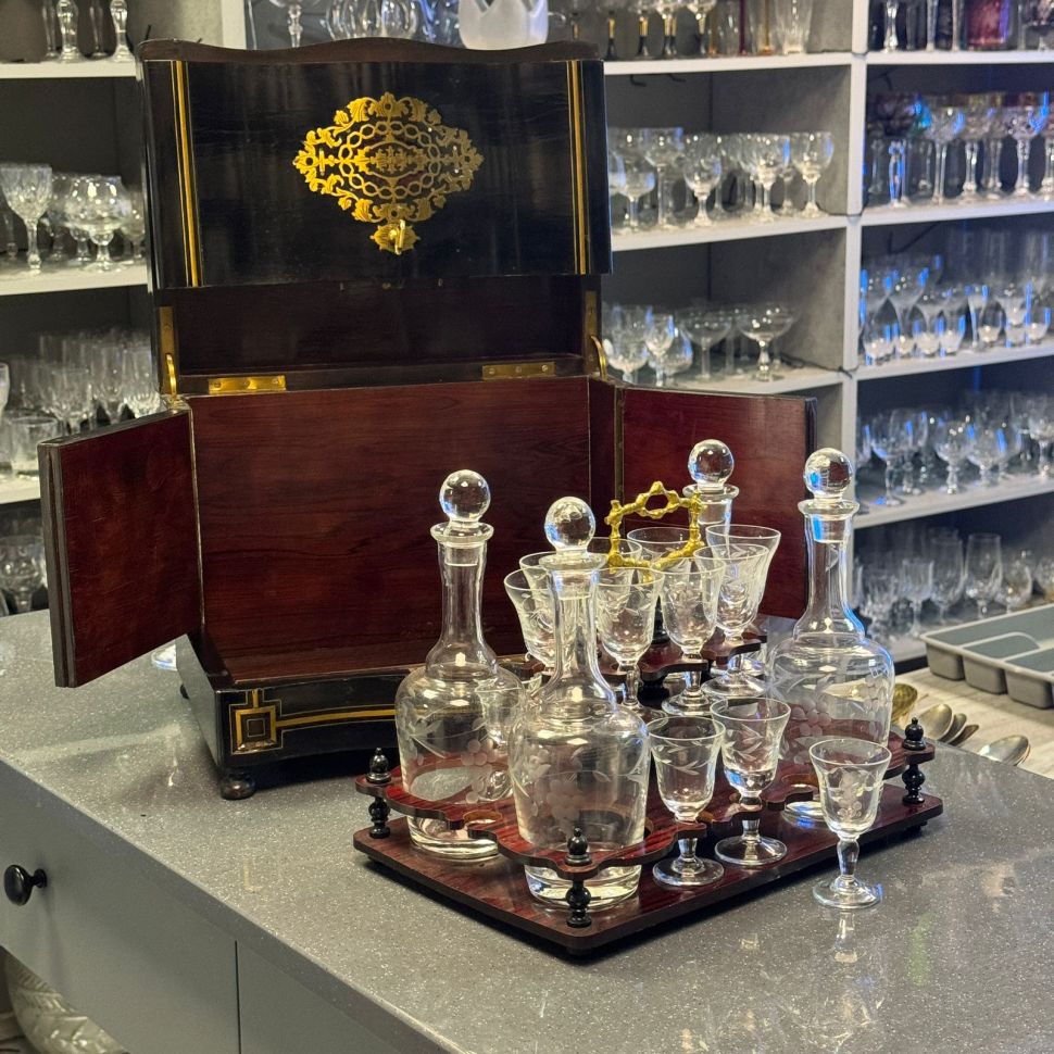 Бар эпохи Наполеона III дерево латунь стекло Франция