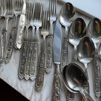 Набор столовых приборов (91 шт.) Цветы мельхиор