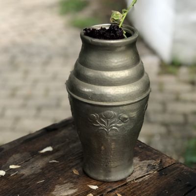 Ваза 25 см Тюльпаны олово