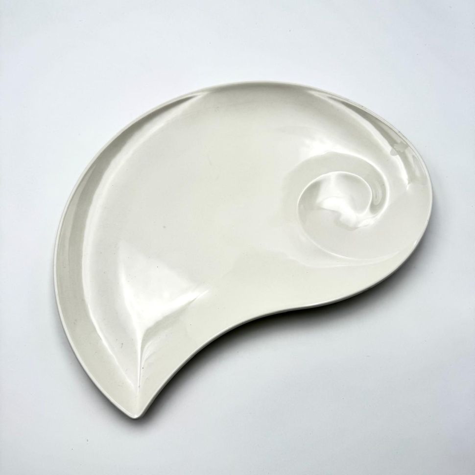 Блюдо овальное ВиллеройБох 33 см Ракушка Германия 