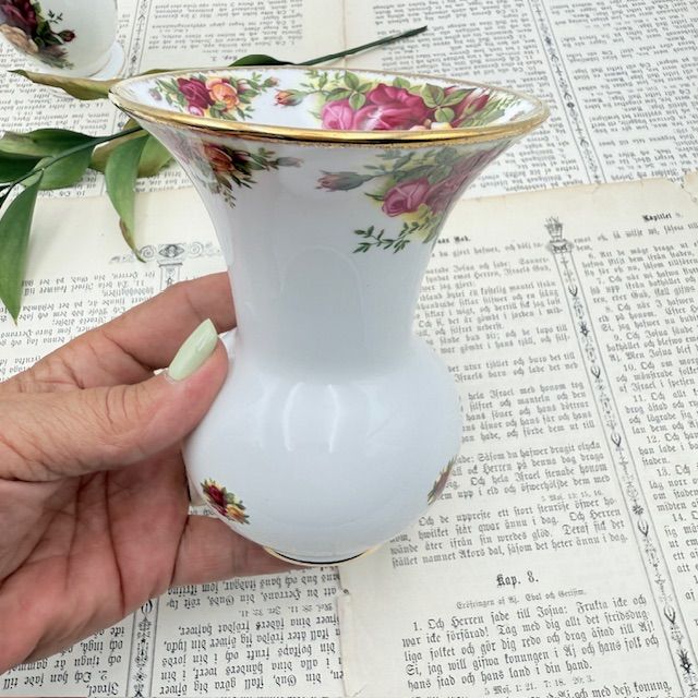 Ваза Royal Albert Old Country Roses 14 см Англия