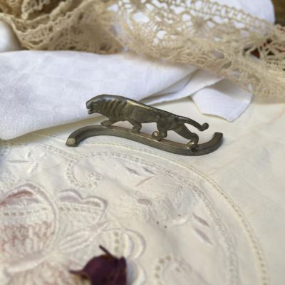 Подставка под столовые приборы Лев, олово