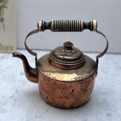 Чайник медь 1 л крышка не открывается