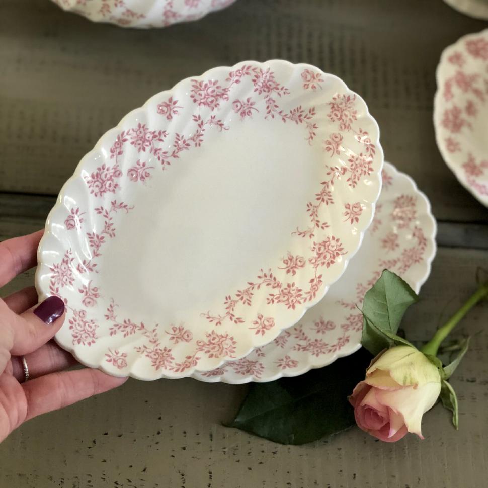 Блюдо малое Johnson Brothers Olde English Roses