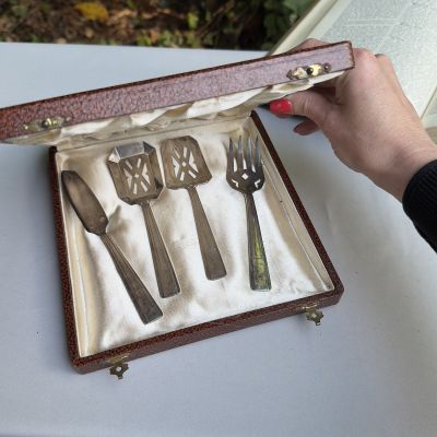 Набор сервировочный для закусок и десерта серебрение Франция