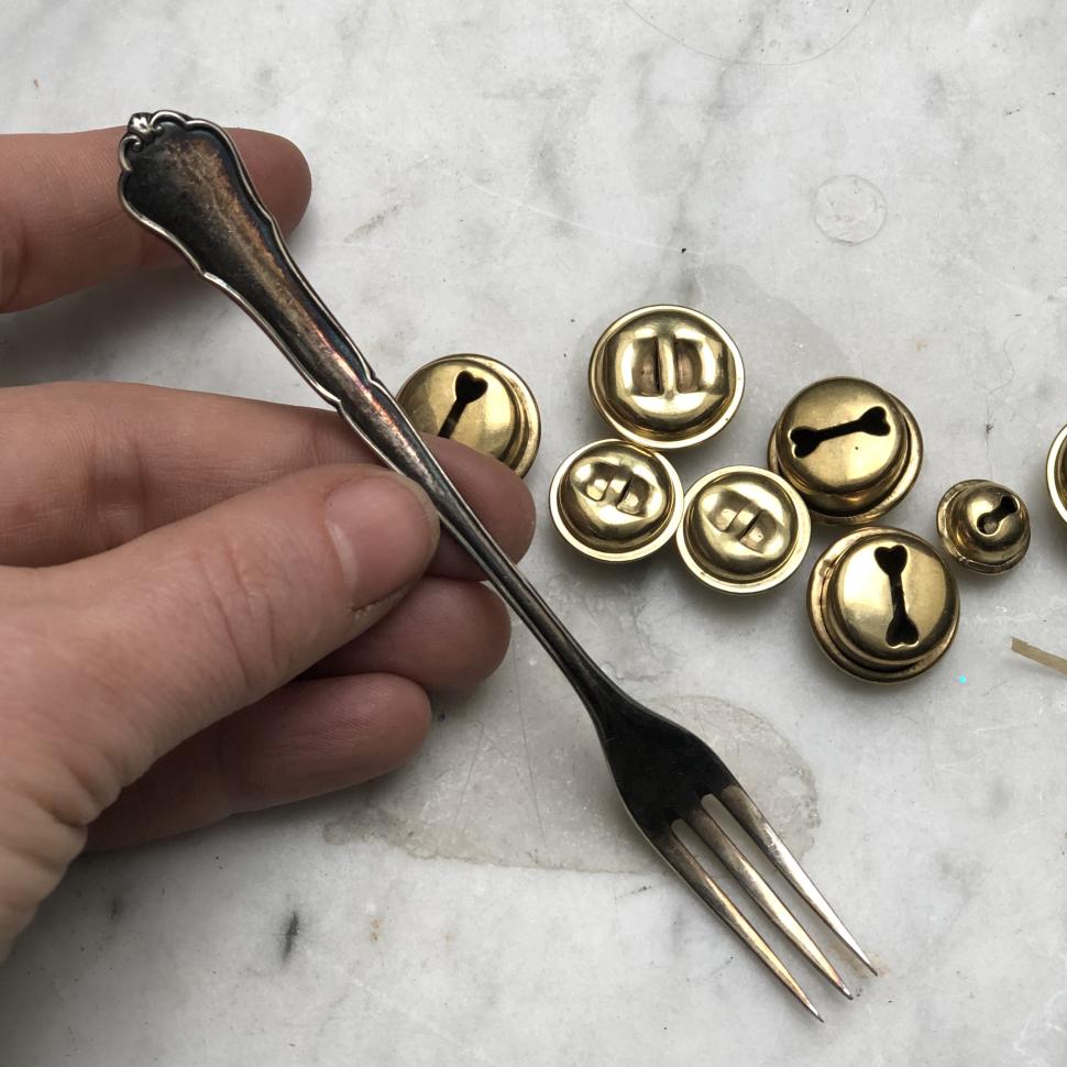 Вилка-трезубец десертная патина