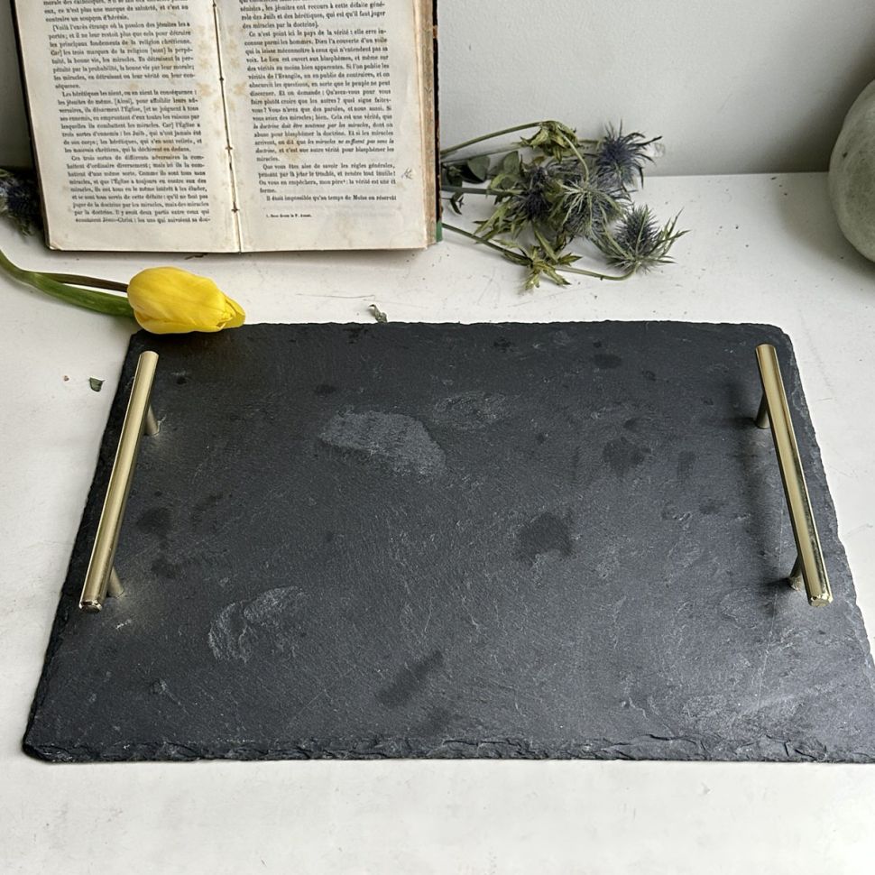 Поднос натуральный сланец Европы с ручками из латуни