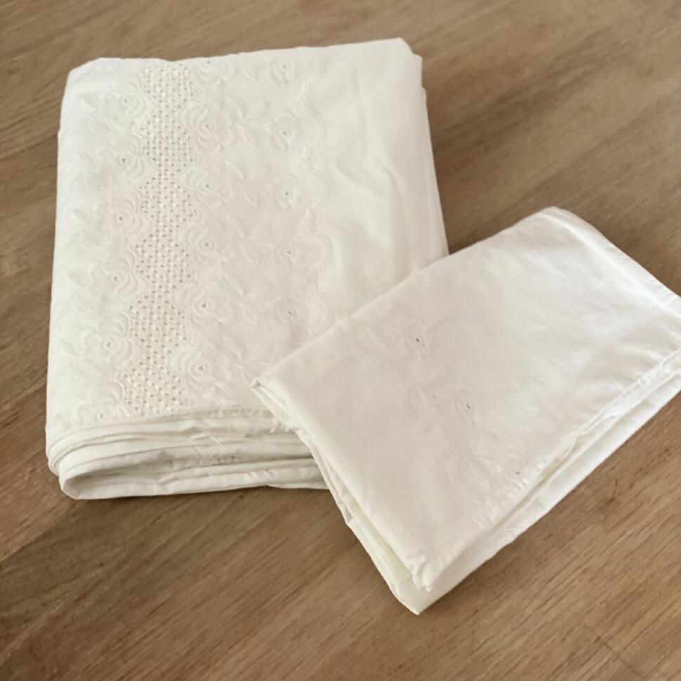 Пододеяльник и наволочка Приданое ручная работа