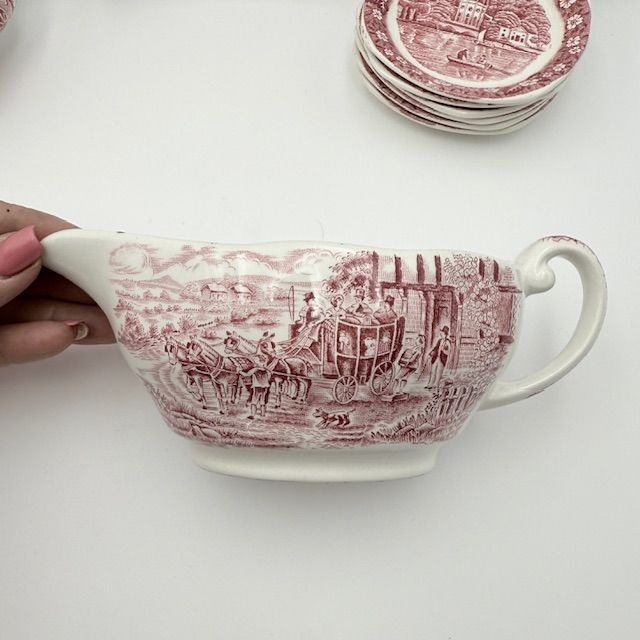 Соусник Enoch Wedgwood Dickens Coaching days 450 мл Англия