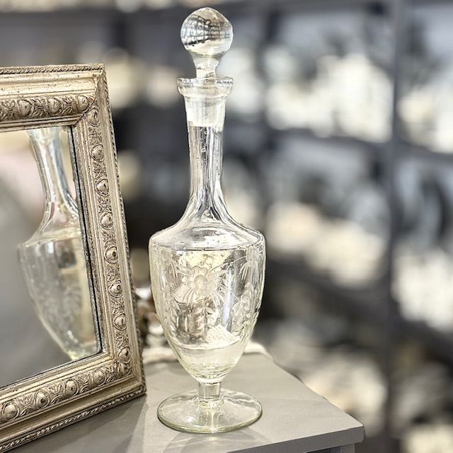 Графин старинный 1 л хрусталь гравировка Франция
