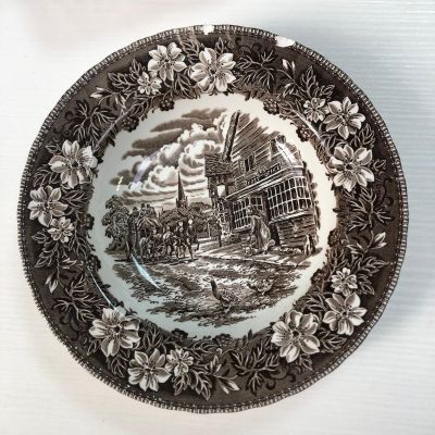 Тарелка глубокая 23 см Англия Royal Tudor Ware Coaching Taverns 