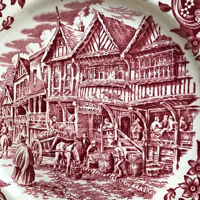 Тарелка ROYAL TUDOR WARE