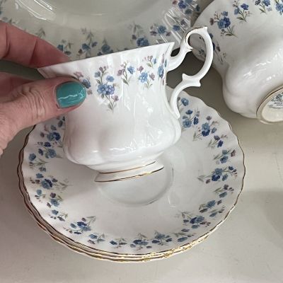 Блюдце без чашки Royal Albert Memory Lane Англия