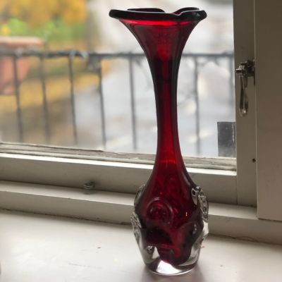 Ваза дизайнерская бордо 27 см стекло