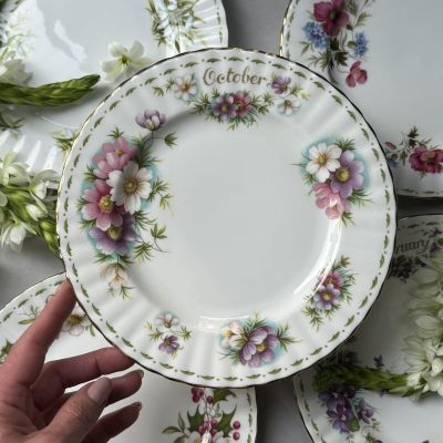 Тарелка Royal Albert 12 месяцев 21 см Англия набор 12 шт.