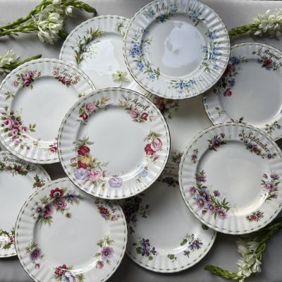 Тарелка Royal Albert 12 месяцев 21 см Англия набор 12 шт.