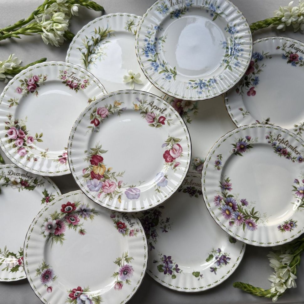 Тарелка Royal Albert 12 месяцев 21 см Англия набор 12 шт.