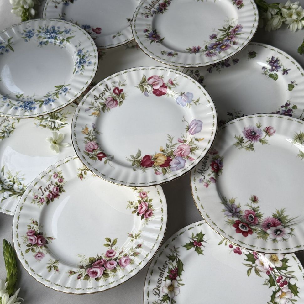 Тарелка Royal Albert 12 месяцев 21 см Англия набор 12 шт.