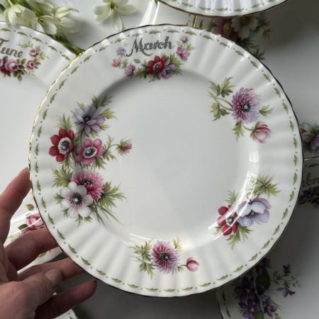 Тарелка Royal Albert 12 месяцев 21 см Англия набор 12 шт.