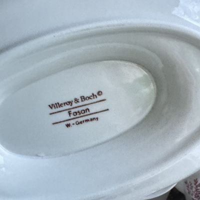 Соусник на блюде ВиллеройБох Fasan 300 мл Германия